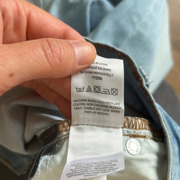 :Price Firm: J. Crew Light Wash Toothpick Skinny Jeans - Picture 5 of 6